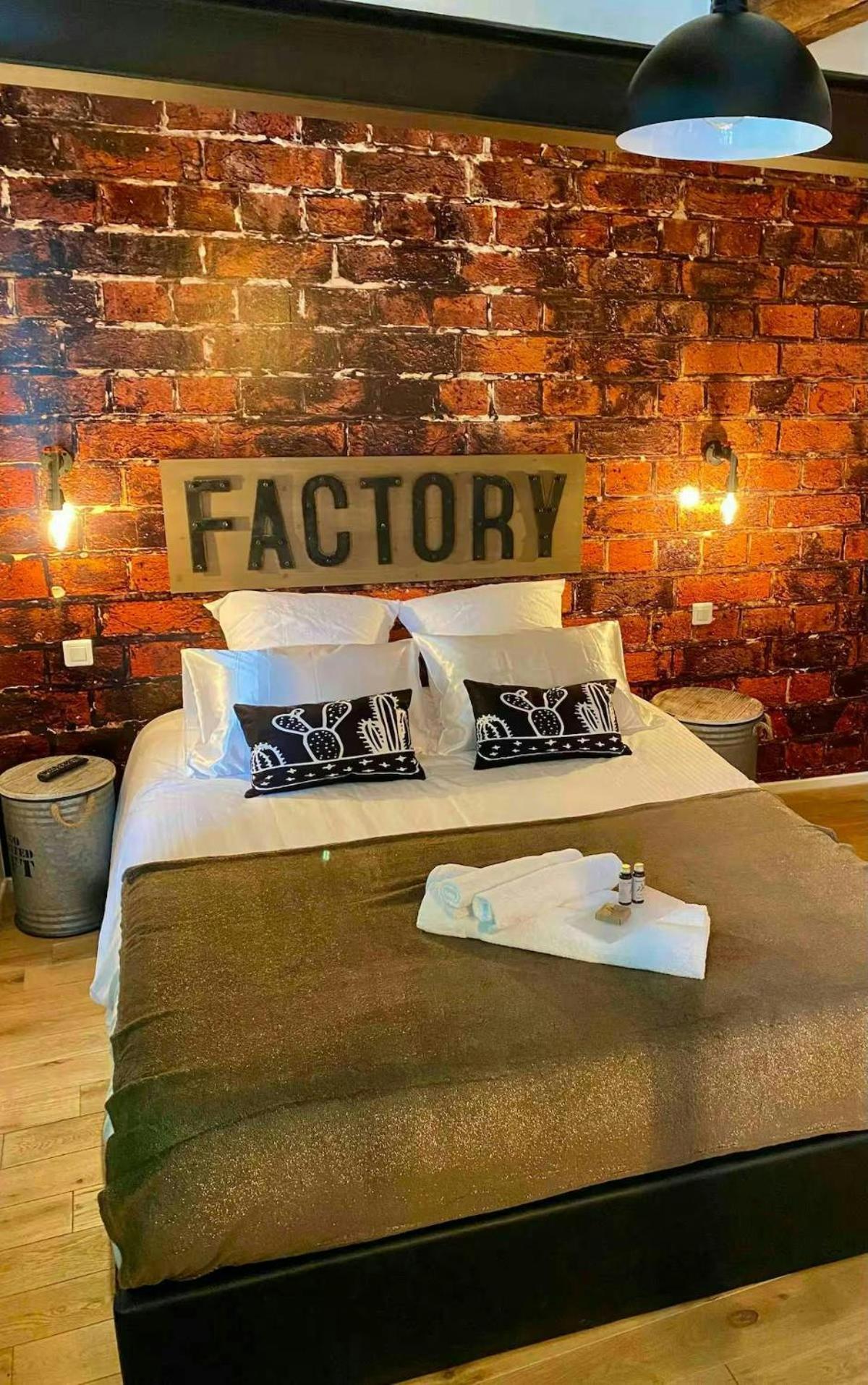 Hyper Centre Colmar The Factory Room Exterior foto
